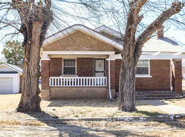 302 E 6th Street, Clarendon, TX 79226