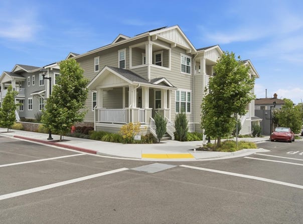 888 Broadway, BELMONT, CA 94002