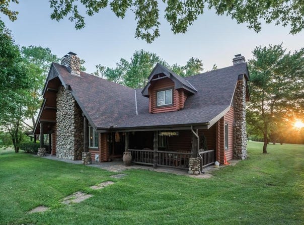 1903 S. Sand Hill Road, Burrton, KS 67020