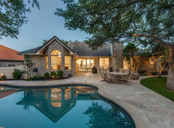 6 Stillmeadow CT, The Hills, TX 78738