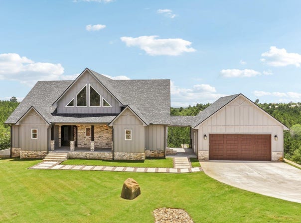169 Tall Forest DR, Bastrop, TX 78602