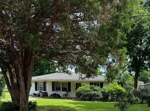 104 E Gardner Street, Pauls Valley, OK 73075