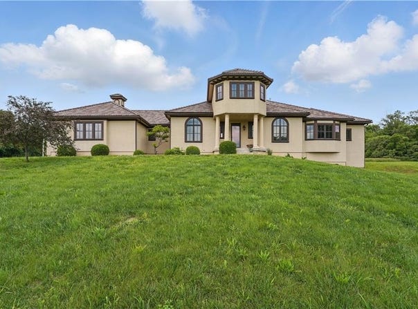11426 E 233rd Street, Peculiar, MO 64078