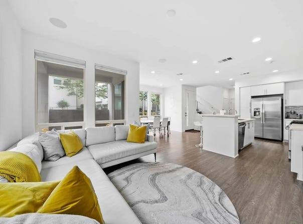 2335 Aperture Circle, San Diego, CA 92108