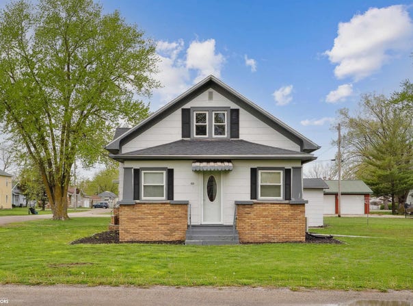 202 Lynn Street, Donnellson, IA 52625