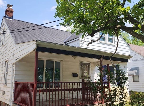 14809 Rockside Road, Maple Heights, OH 44137