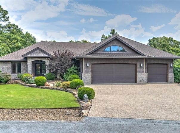 9 Sunart  LN, Bella Vista, AR 72715