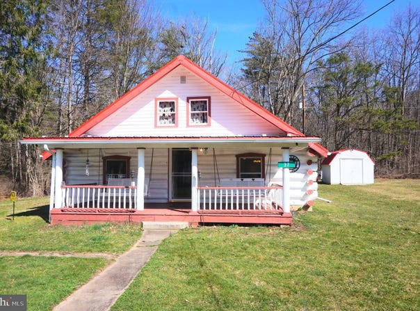 37 RUBY LANE, NORTH BEND, PA 17760