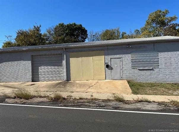 1015 N 1st, Durant, OK 74701