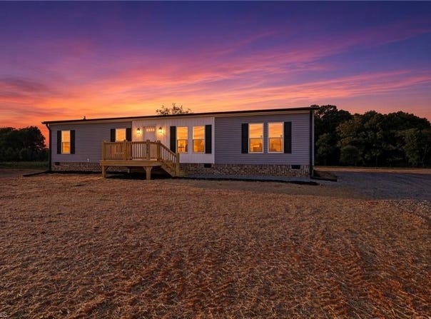 136 Speaks Road, Olin, NC 28660