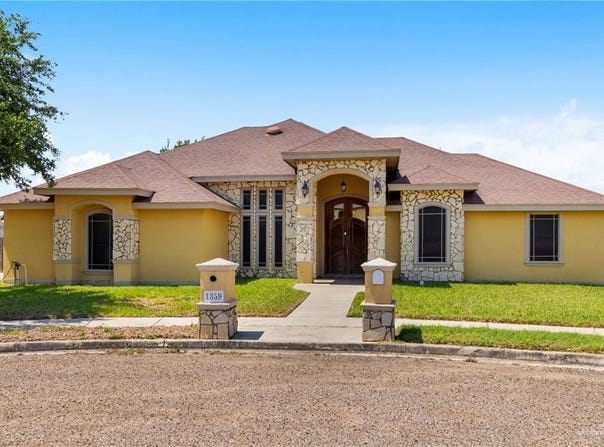 1359 Loretta Lynn Drive, Edinburg, TX 78541