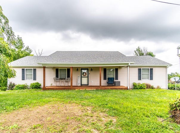 185 Wheat School Road, Salvisa, KY 40372
