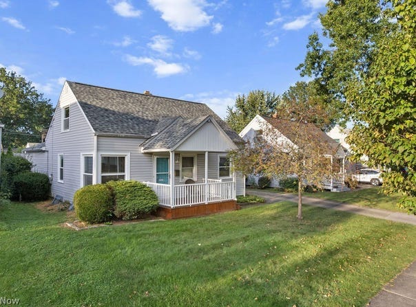 241 Van Buren Avenue, Cuyahoga Falls, OH 44221