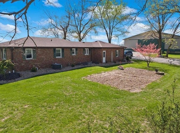 21510 Keyesport Road, Keyesport, IL 62253