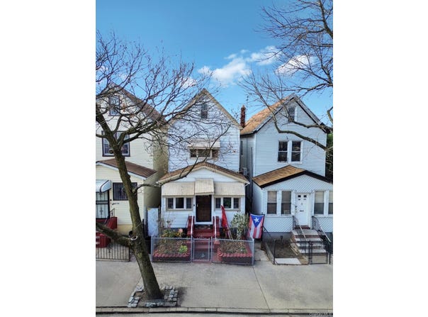 10314 89th Street, Ozone Park, NY 11417