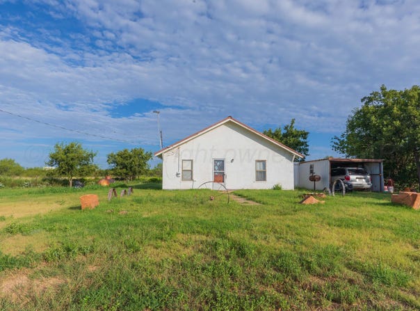 501 N Koogle Street, Clarendon, TX 79226