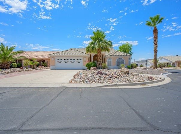 2020 E Los Lagos Drive, Fort Mohave, AZ 86426