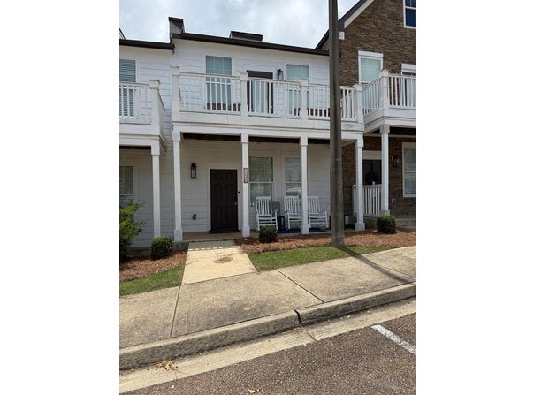 225 Town Center, OXFORD, MS 38655