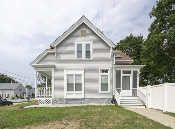246 Park St, Attleboro, MA 02703