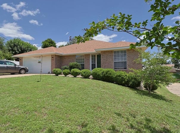 5205 Whitehurst Lane, Crestview, FL 32536