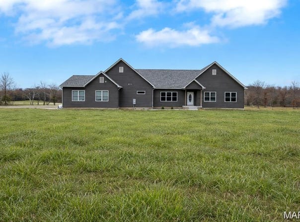 3700 State Road V, De Soto, MO 63020