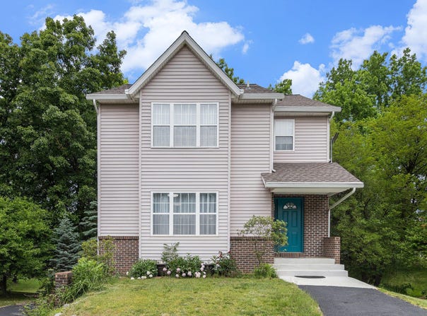 277 Fairway Court, Plainwell, MI 49080