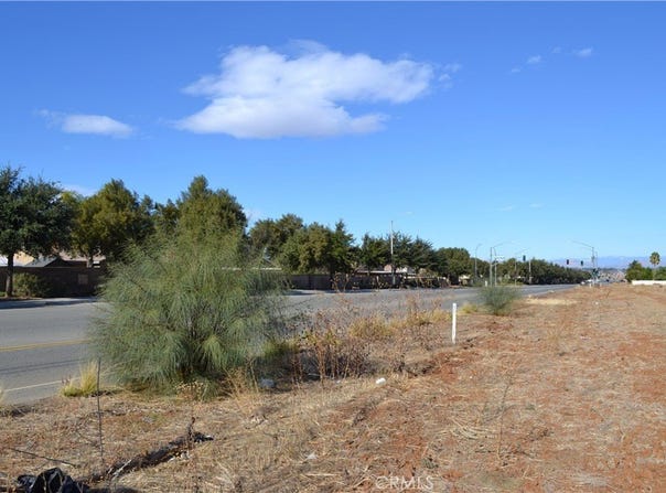 Goetz, Menifee, CA 92585
