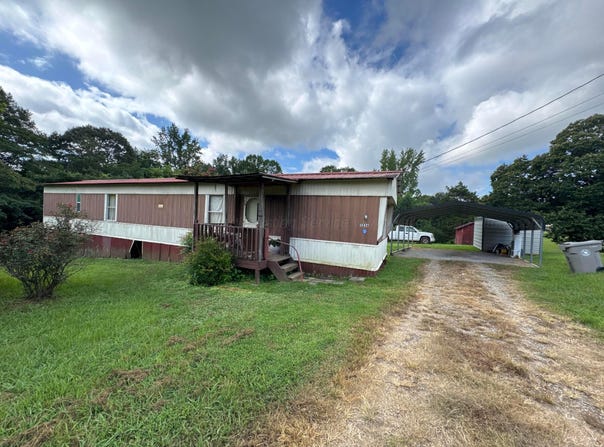 3236 ARKADELPHIA Rd, Jasper, AL 35504