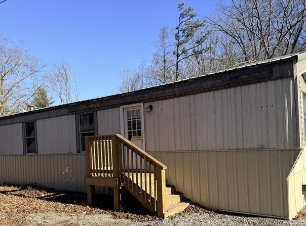 166 Maynard Rd, Jamestown, TN 38556