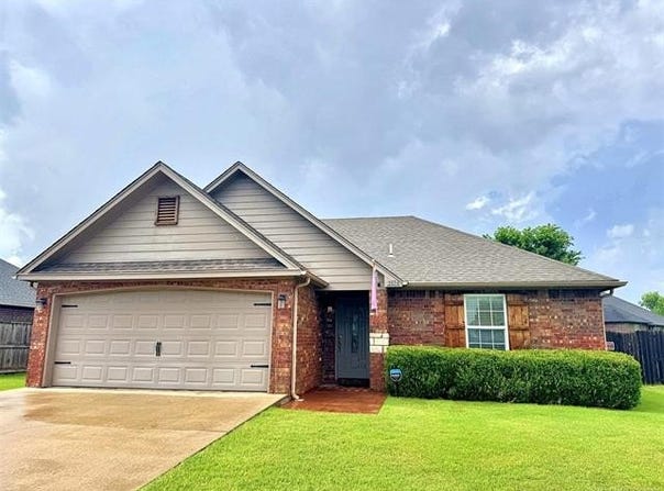 3974 Highland Drive, Tahlequah, OK 74464