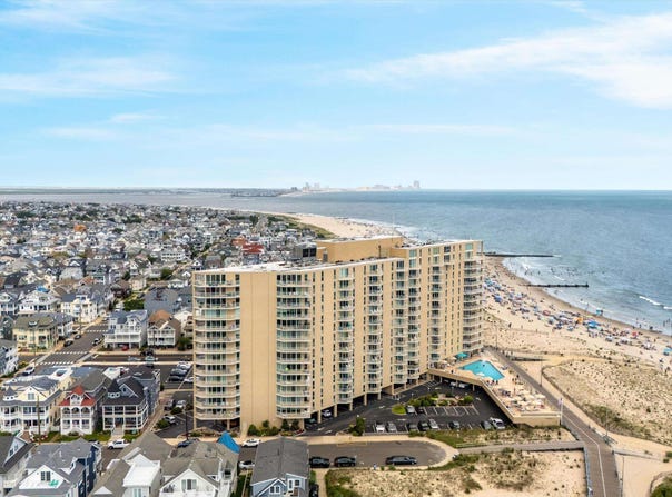 322 Boardwalk, Ocean City, NJ 08226