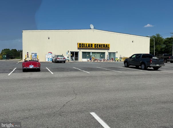 330 W WEIS STREET, TOPTON, PA 19562