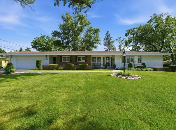 17413 Emerson Avenue, Hazel Crest, IL 60429