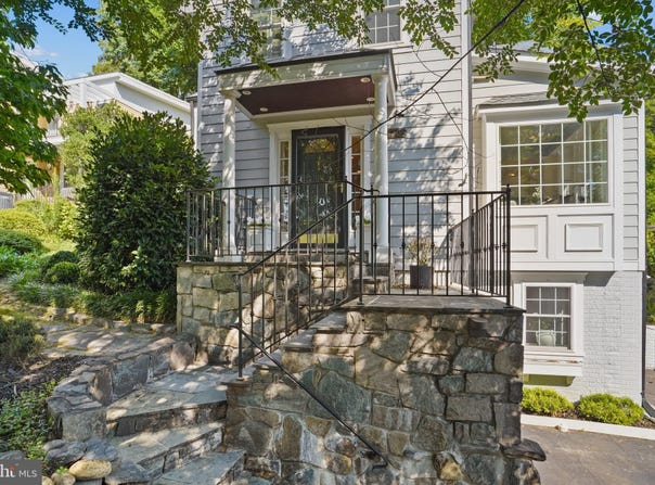 4208 23RD STREET N, ARLINGTON, VA 22207