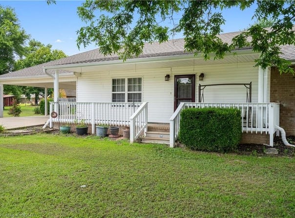 463732  E 1044  LOOP, Sallisaw, OK 74955
