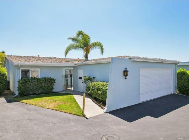 3808 Vista Campana S unit: 58, Oceanside, CA 92057