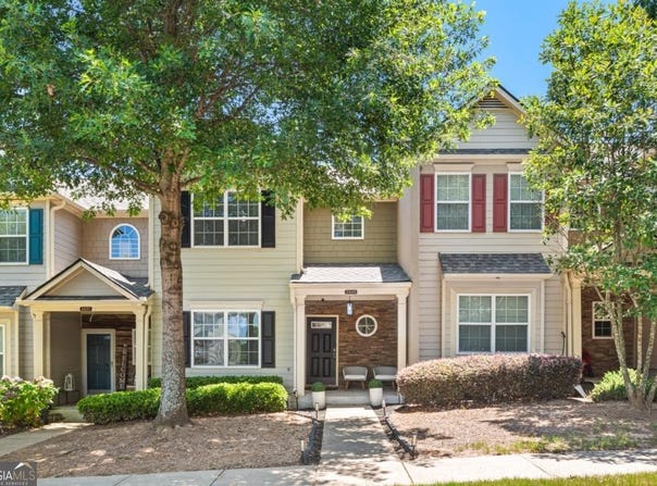 2449 Suwanee Pointe, Lawrenceville, GA 30043