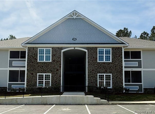 188 Gallery Drive, Spring Lake, NC 28390