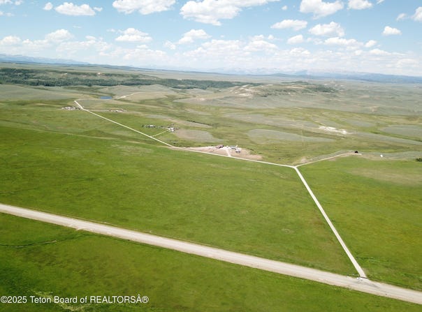 MERNA-ELK HORN RD, Merna, WY 83113