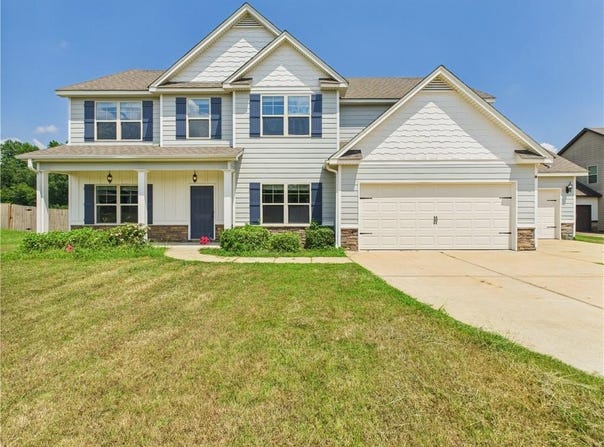 9 Stoney Mill Lane, Fort Mitchell, AL 36856