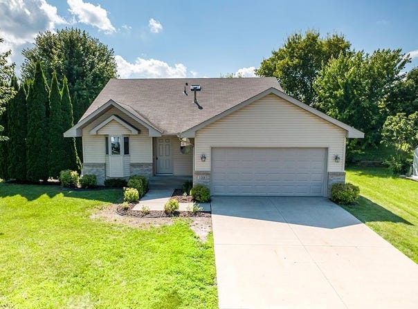 133 Summerfield Court, Waverly, MN 55390