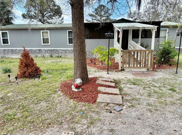 5641 Fleetwood Lane, Blackshear, GA 31516