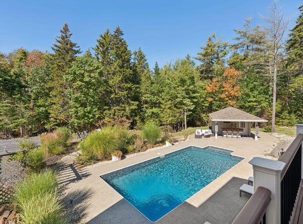 4 Cole Farm Drive, Scarborough, ME 04074
