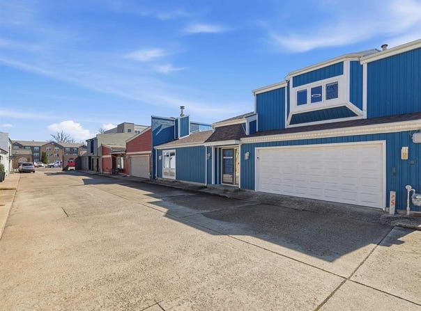808 Frederica St #6, Owensboro, KY 42301