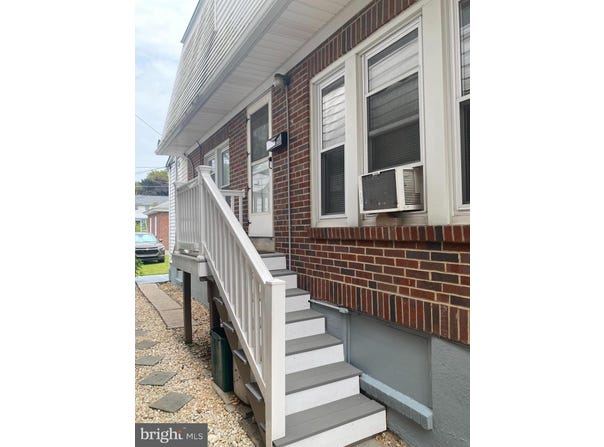 2231 HIGHLAND STREET, READING, PA 19609