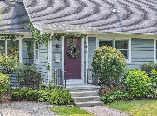 124 Monroe Street, Traverse City, MI 49684