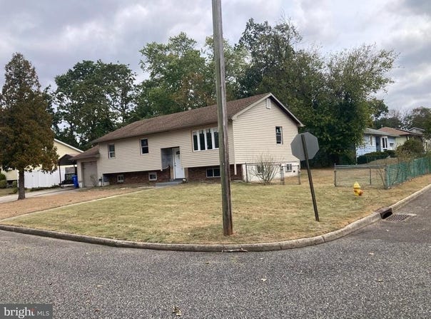18 RAILROAD STREET, BROWNS MILLS, NJ 08015