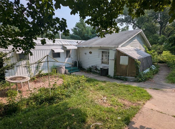 245 N West Street unit: 88, Hartford, IA 50118
