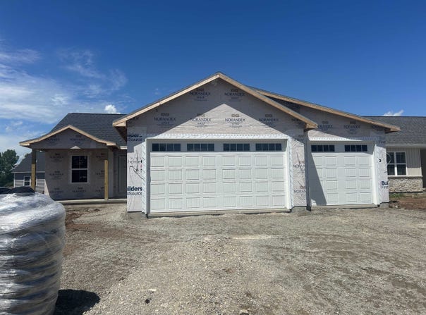 3767 E CALLALILLY Lane, APPLETON, WI 54913