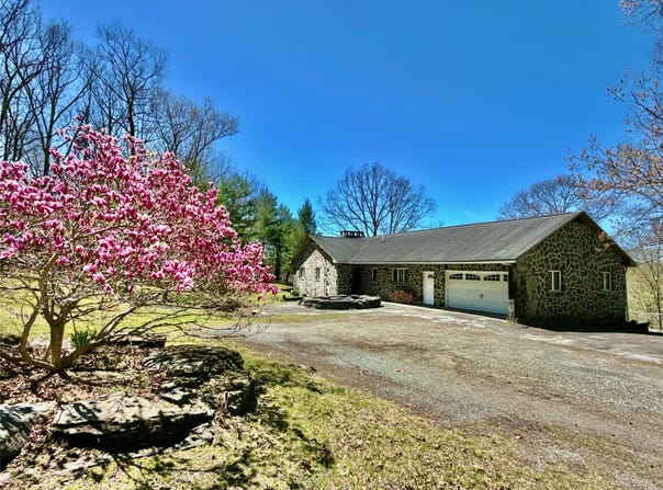 7737 State Route 97, Narrowsburg, NY 12764